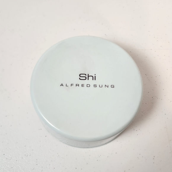 Alfred Sung Shi Calming Dusting Powder 3.5oz 100g Unboxed Unsealed - Picture 1 of 3
